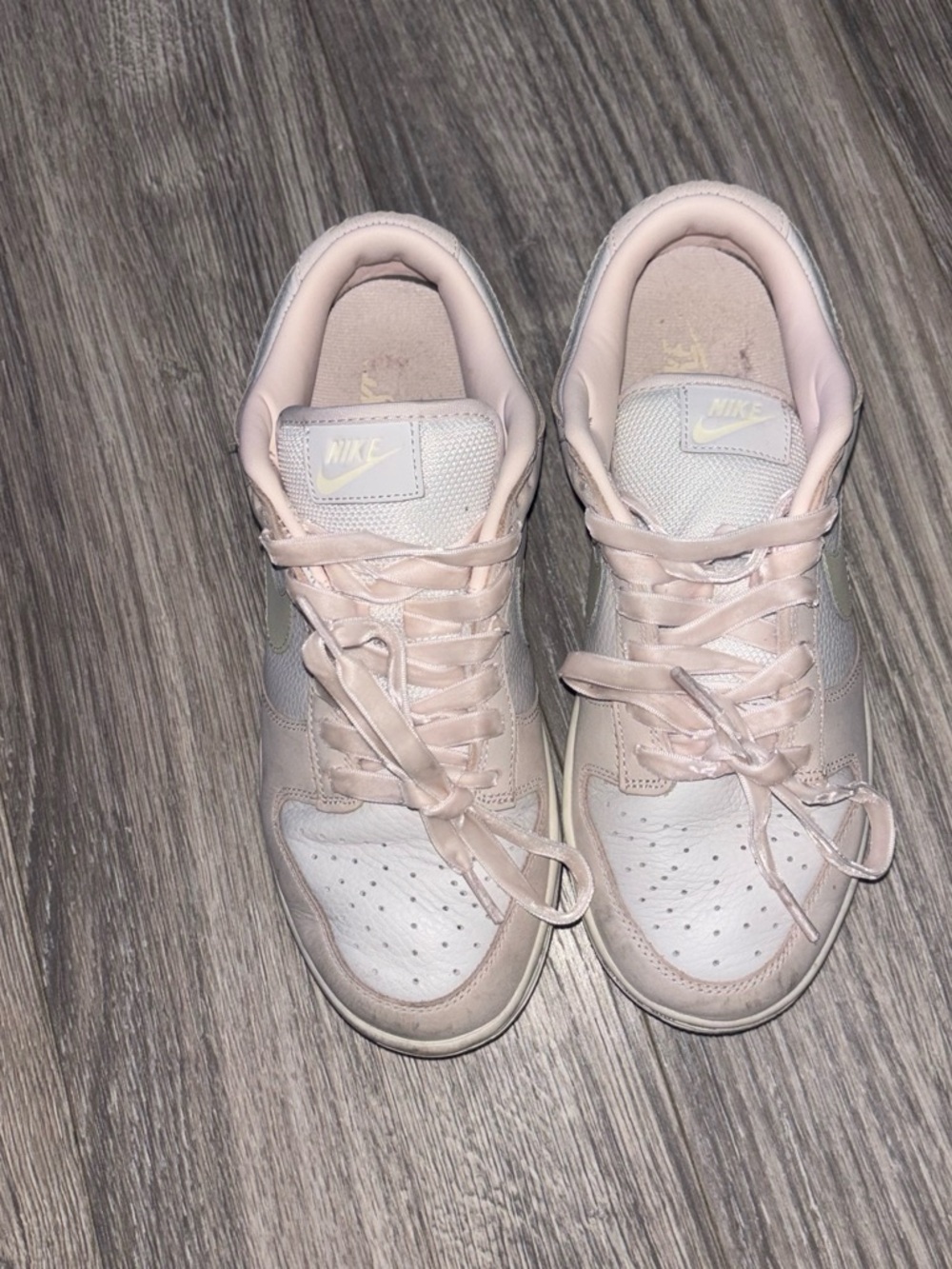 Kith Women’s Blush Pink & White Low-Top Sneakers